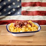 Mac'n'Cheese with crispy bacon(220г)