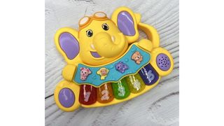 Музыкальная развивающая игрушка Слоник