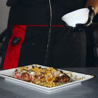 Tagliata lardo, miele e noci