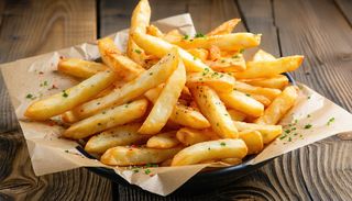 Domowe frytki ze skórką