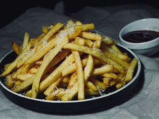 Frytki z parmezanem (280g)