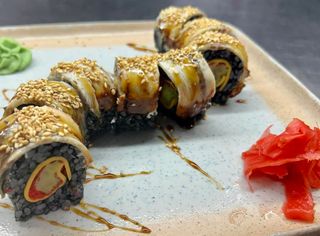 Рол Золотий Дракон ( 250/30/10/15 г)