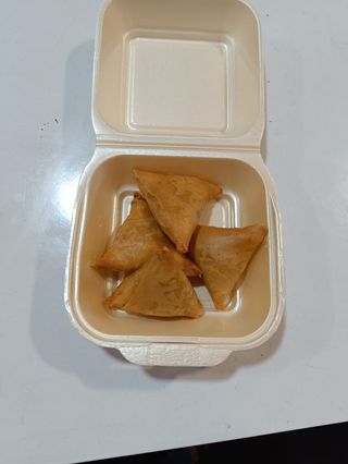 Samosa (4 Uds.)