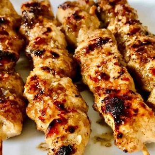 Menù spiedine chicken breast + pane + Patatine + bibita + ketchup+maionese 