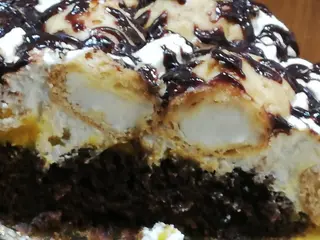 Bolo Profiteroles
