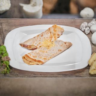 Clătite cu telemea, smântână, mărar