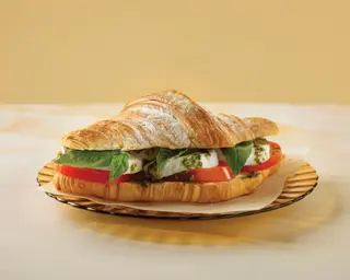 Tomate, Mozzarella e Pesto