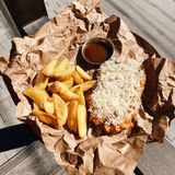 Шніцель з картопляними діпами