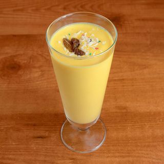 MANGO LASSI
