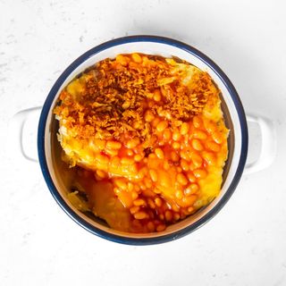 Mr. Bean's + coleslaw salata + piće po izboru