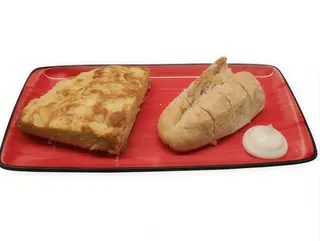 Tortilla De Patatas A La Española