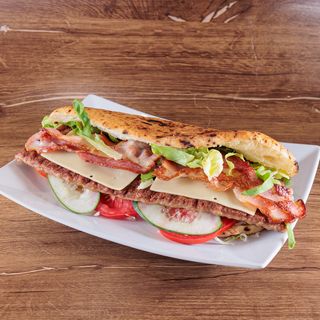 Šiš ćevap sa sirom i slaninom 200g