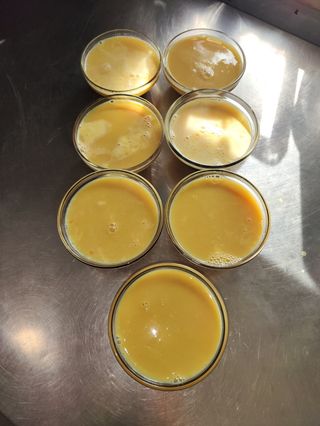 Pudim flan com caramelo 
