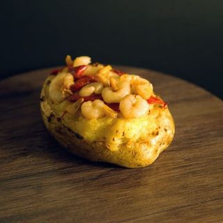 Papa Asada De Gambas Al Ajillo