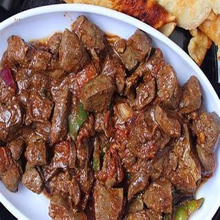 1/4 Maini with  Ugali