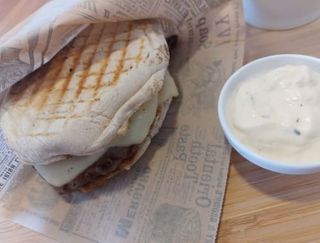 Hambúrguer no Bolo do Caco