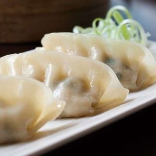 Gyoza Frango (Chicken) ao Vapor com Molho Teriyaki (4 Unidade)