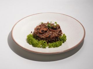 Гречка зі смаженими грибами Гливами та Печерицями (210г)