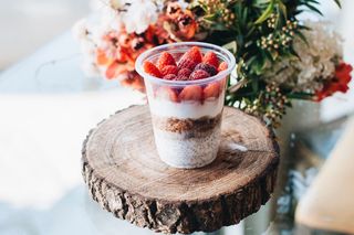 ჩიას დესერტი ხილით 