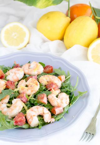Gamberi agli agrumi su letto di rucola 5 pezzi