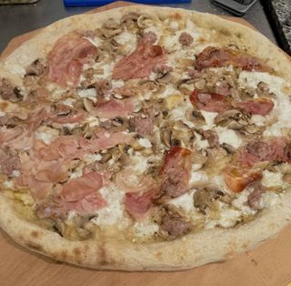 Capricciosa - piatto