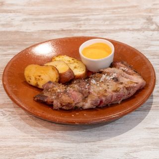 Secreto Ibérico puro de Bellota a la brasa de encina