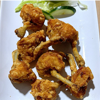 Bola de pollo frito (7 uds.)