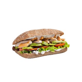 Ciabatta cu piept de pui copt și avocado