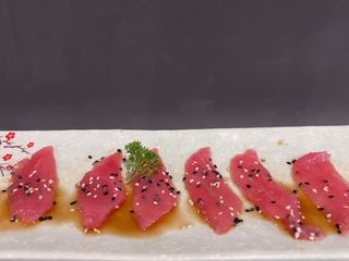 1. Carpaccio di tonno
