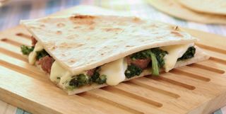 Piadina - Salsiccia, pecorino e cime di rapa