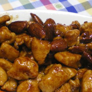 Vitello con le mandorle