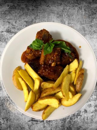 Свинячі ребра «Бруклін» з картопелькою (260/150г)