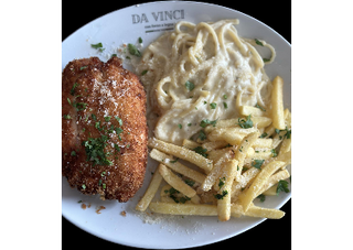 Cordon Blue relleno de queso jamon y aguacate