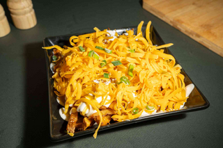 Garlic cheesy fries