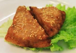 Toast di gamberi con sesamo