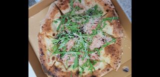 Пица Маяле Кон Каполе (550г)