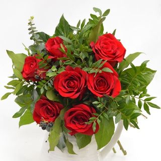 Buchet 7 trandafiri rosii