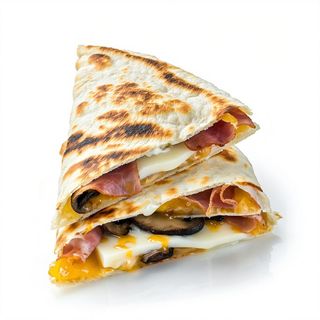 Piadina con speck, scamorza e funghi