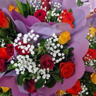 Fascio di rose per la mamma