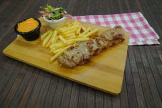 Svinjski ražnjić obrok