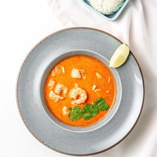 Том Ям с морепродуктами