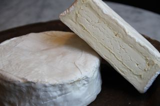 Brillat-Savarin media pieza - 250gr aprox