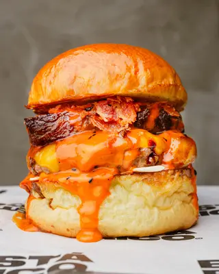 Emmylia burger