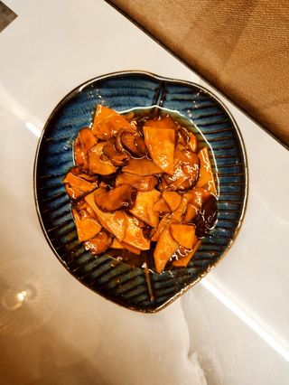 Banbù e funghi stufato
