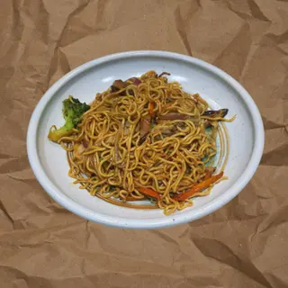 28. Yakisoba Vegetal