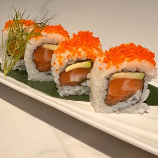 S62 Uramaki salmone 4PZ