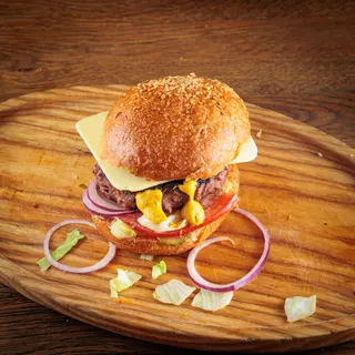 Beyond vege cheeseburger
