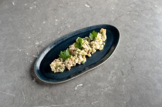 Салат Олів'є (200г)