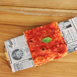 Trozos De Pizza De Tomate  (15 X 13 Cm. Aprox.)