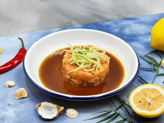 Tatar z łososia (170g)